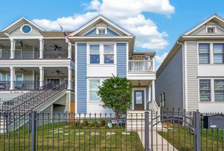 203 W 24th Street, Houston, TX 77008