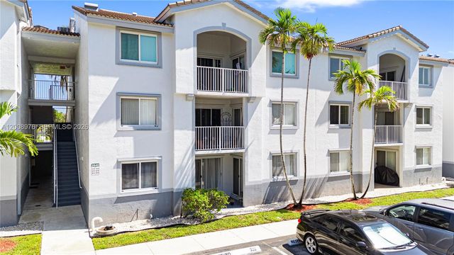 2640 S University Dr 111, Davie, FL 33328