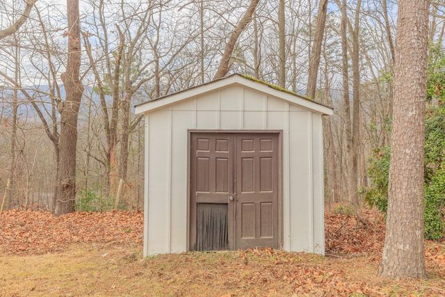 432 Castle Road, Dalton, GA 30720