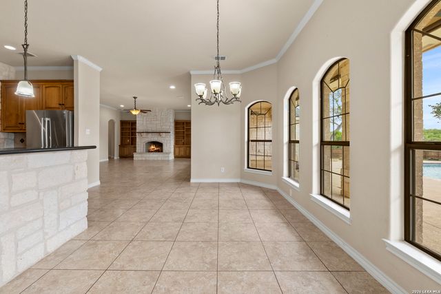 140 Legacy Trail Dr, La Vernia, TX 78121