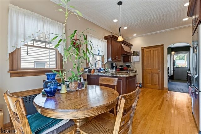 39 South Ave, Cranford Twp., NJ 07016