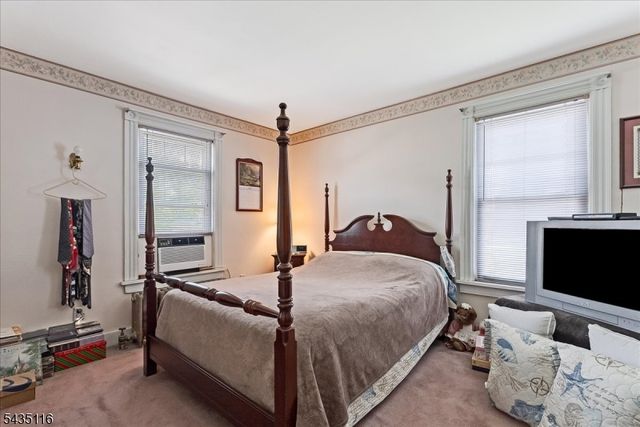39 South Ave, Cranford Twp., NJ 07016