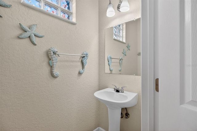 650 ARBOR LANE, Largo, FL 33770