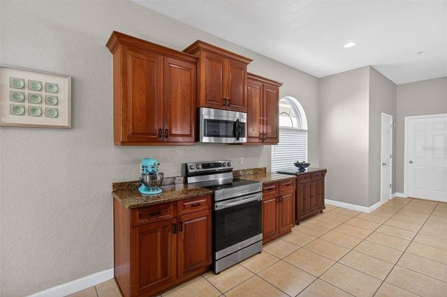 650 ARBOR LANE, Largo, FL 33770