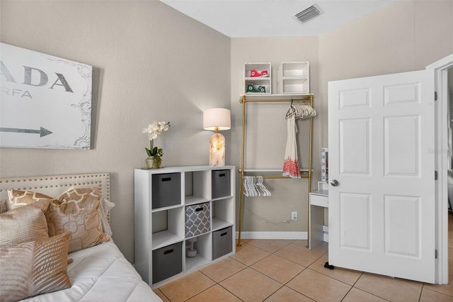 650 ARBOR LANE, Largo, FL 33770