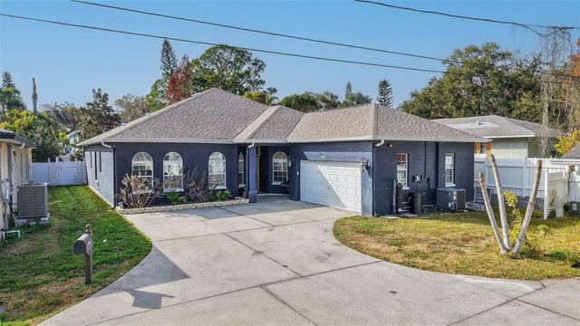 650 ARBOR LANE, Largo, FL 33770