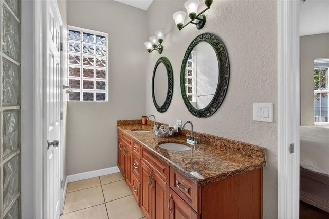 650 ARBOR LANE, Largo, FL 33770