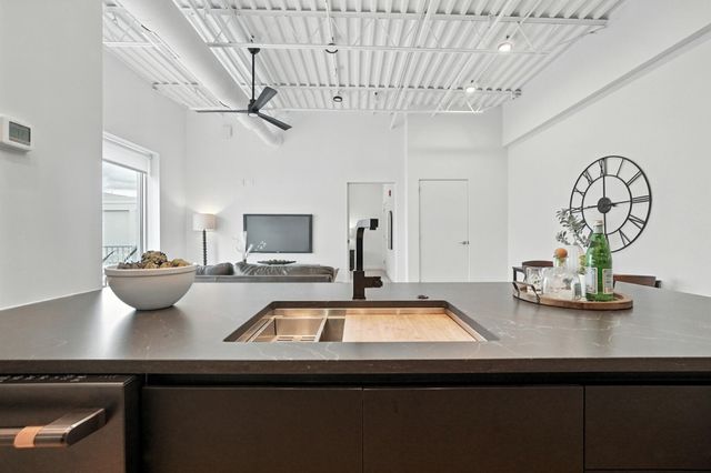 120 Main Street, 313, Newport, KY 41071