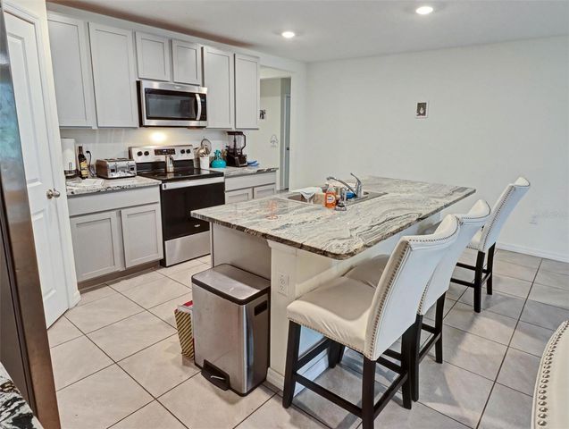 1202 TAHITIAN SUNRISE DRIVE, Plant City, FL 33565