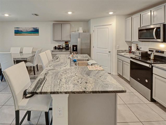 1202 TAHITIAN SUNRISE DRIVE, Plant City, FL 33565