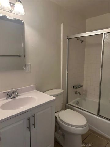 1617 Cedar, Santa Ana, CA 92707
