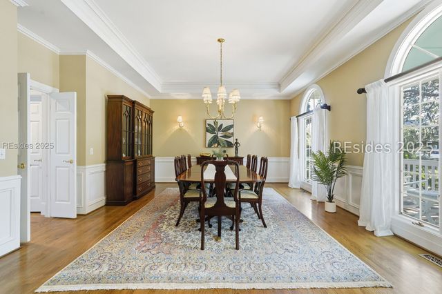 100 Harbour Psge, Hilton Head Island, SC 29926