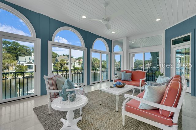 100 Harbour Psge, Hilton Head Island, SC 29926