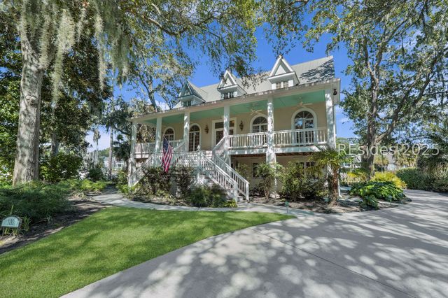 100 Harbour Psge, Hilton Head Island, SC 29926