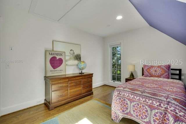 100 Harbour Psge, Hilton Head Island, SC 29926