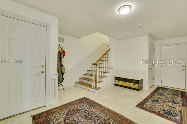 100 Harbour Psge, Hilton Head Island, SC 29926