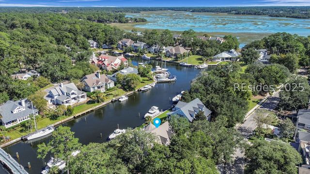 100 Harbour Psge, Hilton Head Island, SC 29926