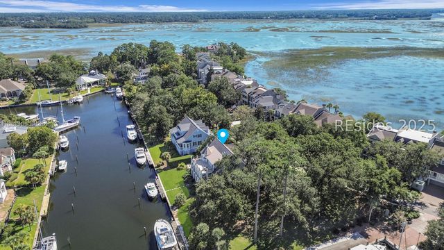 100 Harbour Psge, Hilton Head Island, SC 29926
