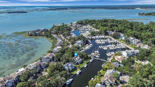 100 Harbour Psge, Hilton Head Island, SC 29926
