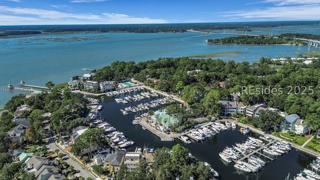100 Harbour Psge, Hilton Head Island, SC 29926