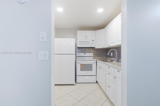 186 Ventnor L L, Deerfield Beach, FL 33442