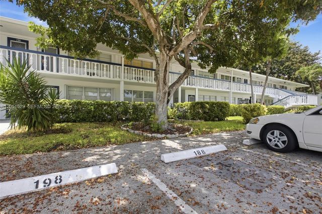 186 Ventnor L L, Deerfield Beach, FL 33442