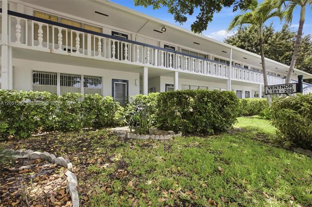 186 Ventnor L L, Deerfield Beach, FL 33442