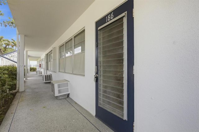 186 Ventnor L L, Deerfield Beach, FL 33442