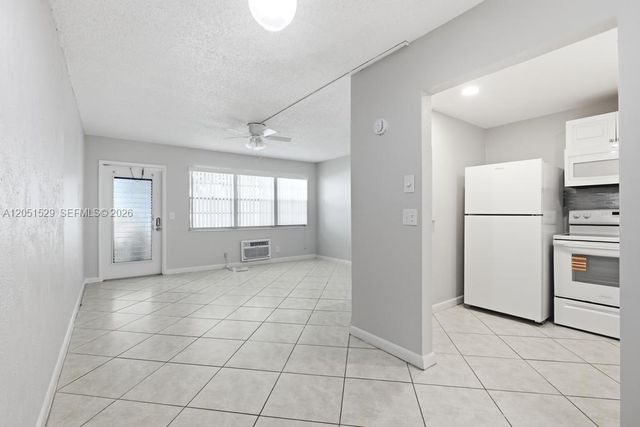 186 Ventnor L L, Deerfield Beach, FL 33442