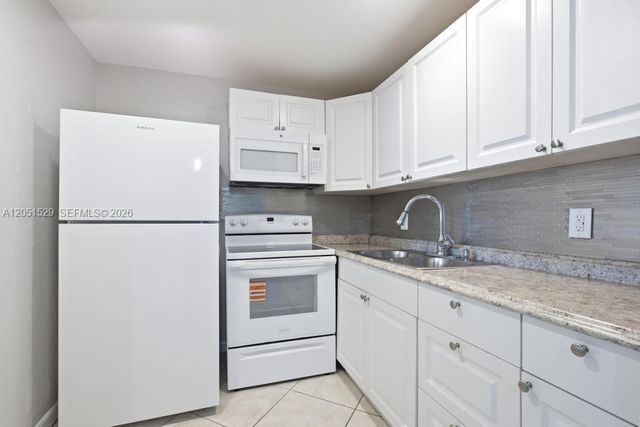 186 Ventnor L L, Deerfield Beach, FL 33442