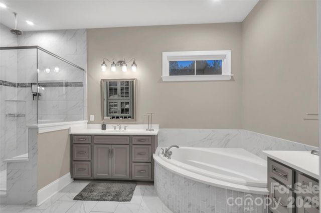 132 Shimmerlake Lane, Belmont, NC 28012