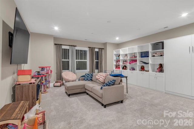 132 Shimmerlake Lane, Belmont, NC 28012