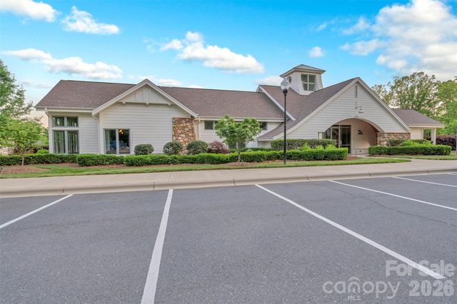132 Shimmerlake Lane, Belmont, NC 28012