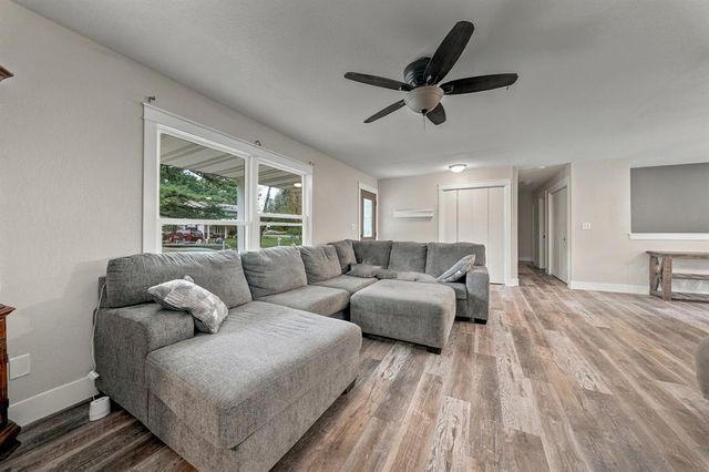 3717 Claymore Lane, Eau Claire, WI 54701
