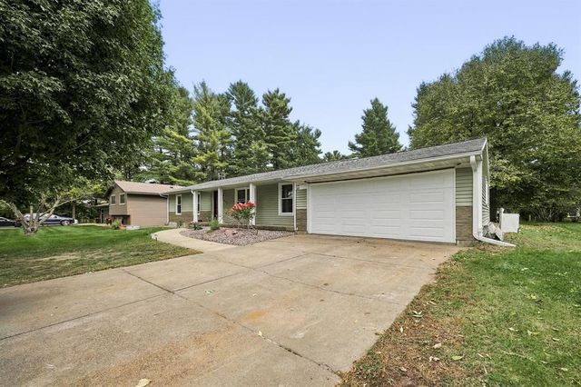 3717 Claymore Lane, Eau Claire, WI 54701