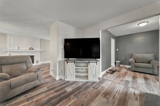 3717 Claymore Lane, Eau Claire, WI 54701