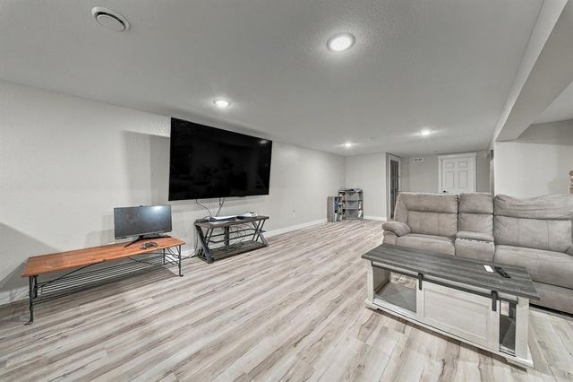 3717 Claymore Lane, Eau Claire, WI 54701