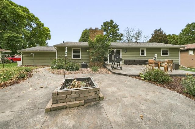 3717 Claymore Lane, Eau Claire, WI 54701