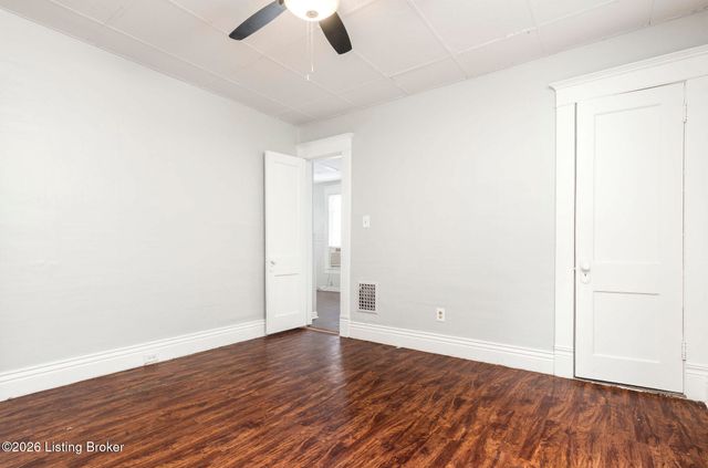 514 Winkler Ave, Louisville, KY 40208