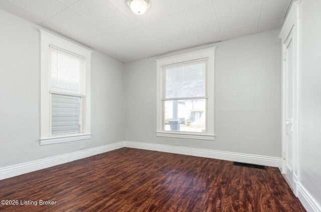 514 Winkler Ave, Louisville, KY 40208