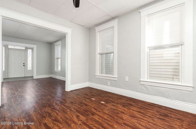 514 Winkler Ave, Louisville, KY 40208