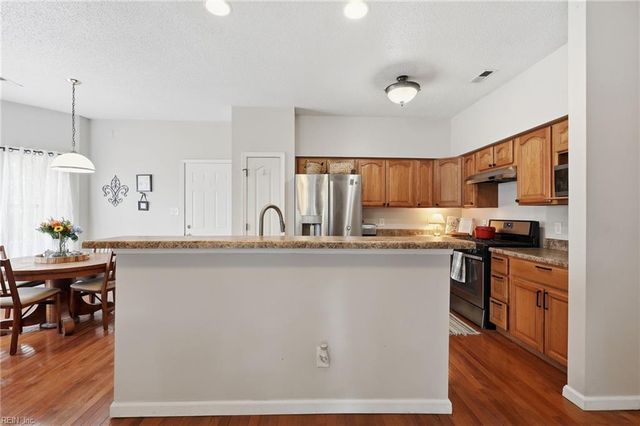 1277 Raynor DR, Virginia Beach, VA 23456