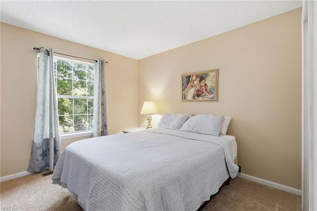 1277 Raynor DR, Virginia Beach, VA 23456