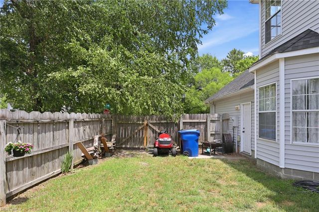 1277 Raynor DR, Virginia Beach, VA 23456