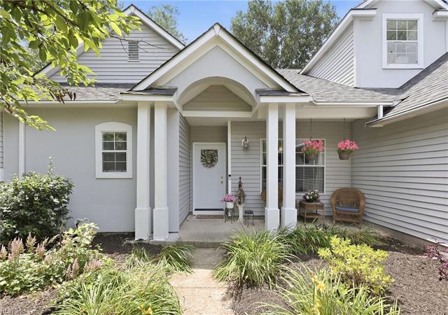1277 Raynor DR, Virginia Beach, VA 23456