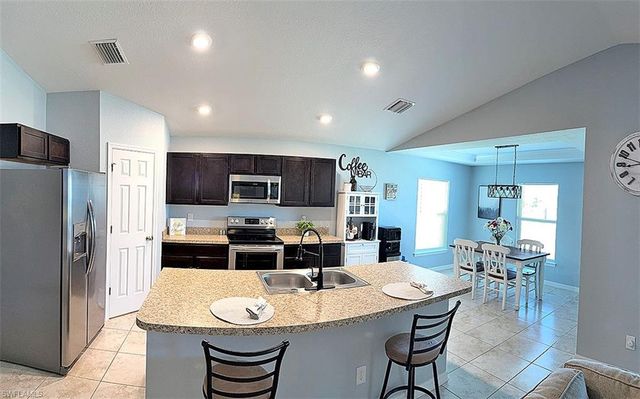 1213 NW 19th TER, Cape Coral, FL 33993