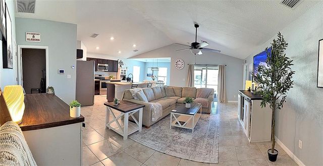 1213 NW 19th TER, Cape Coral, FL 33993