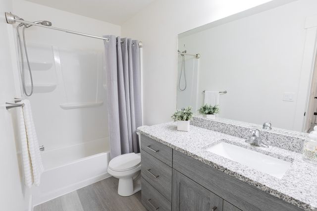 881 N 20 E, Santaquin, UT 84655