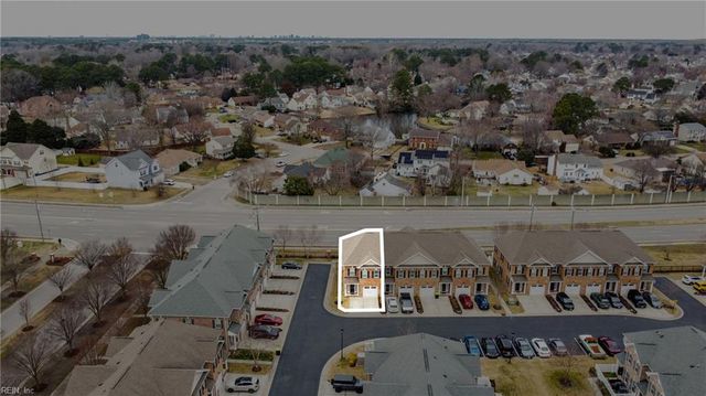 800 Haversham CLS, Chesapeake, VA 23320