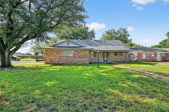 1101 Patricia Drive, Sherman, TX 75090
